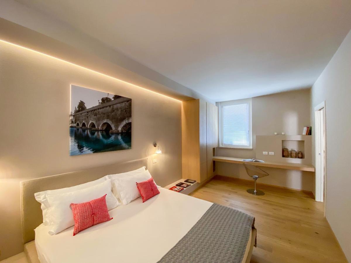 Time To Be - Luxury Apartments Centro Storico Peschiera del Garda Exterior foto